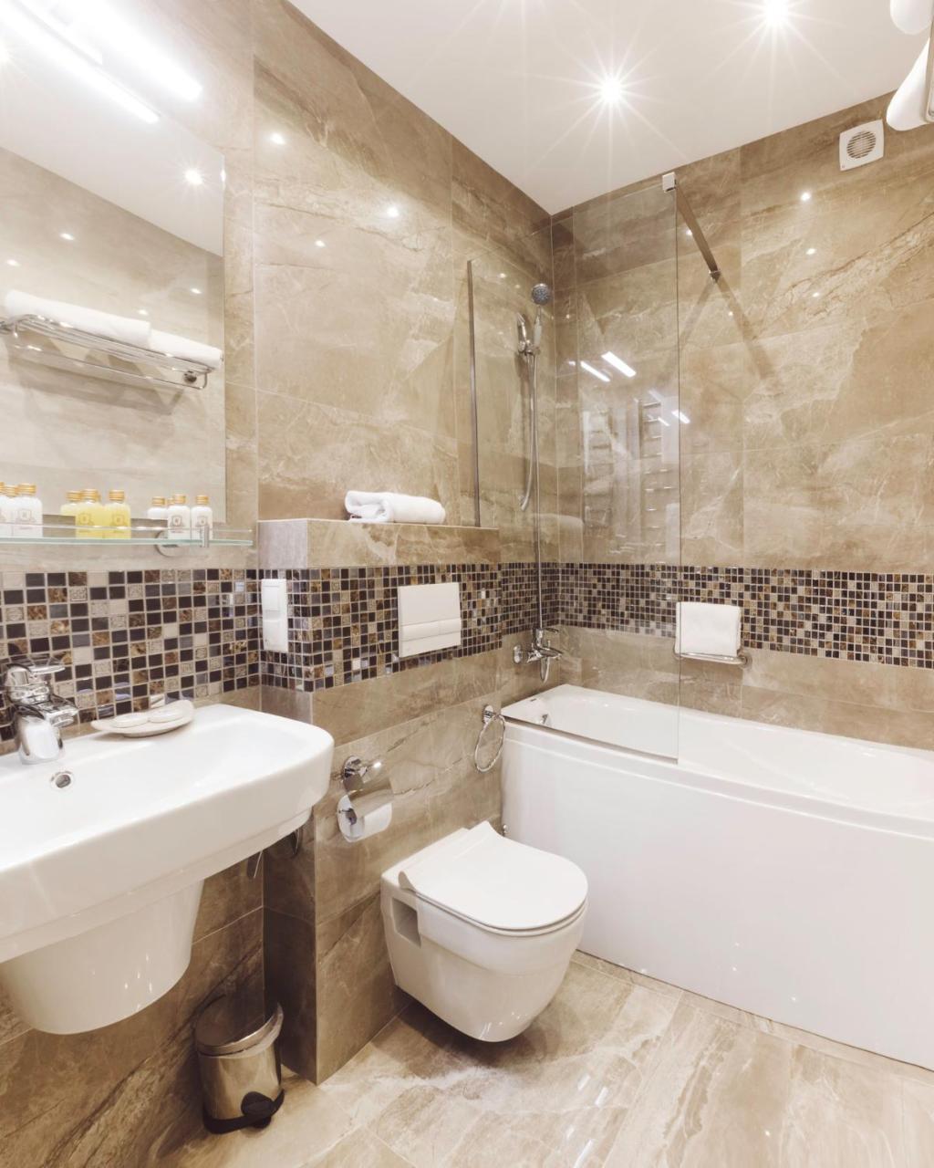 Roxen Hotel&Spa Chişinau Exteriör bild