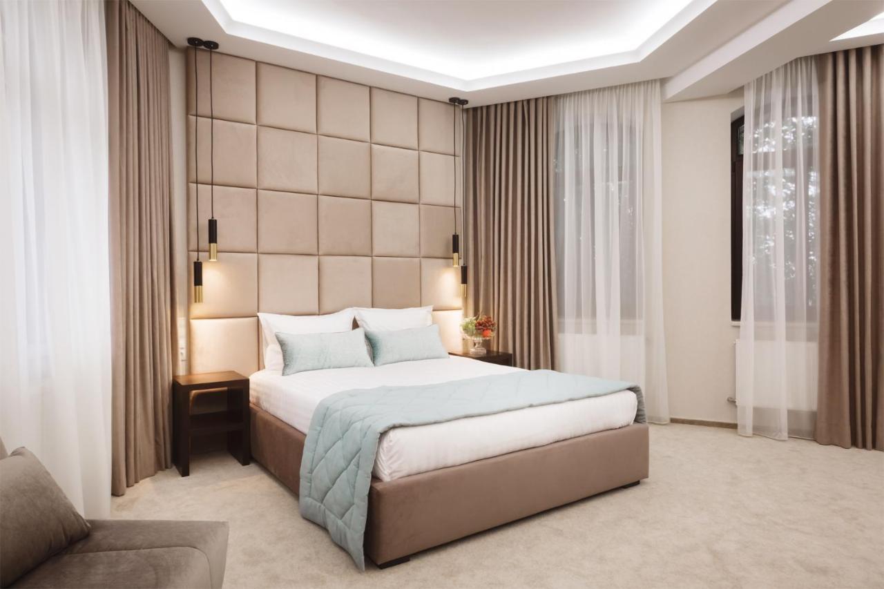 Roxen Hotel&Spa Chişinau Exteriör bild
