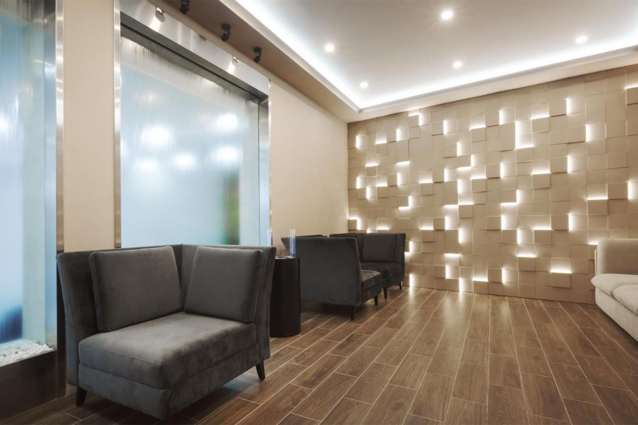 Roxen Hotel&Spa Chişinau Exteriör bild